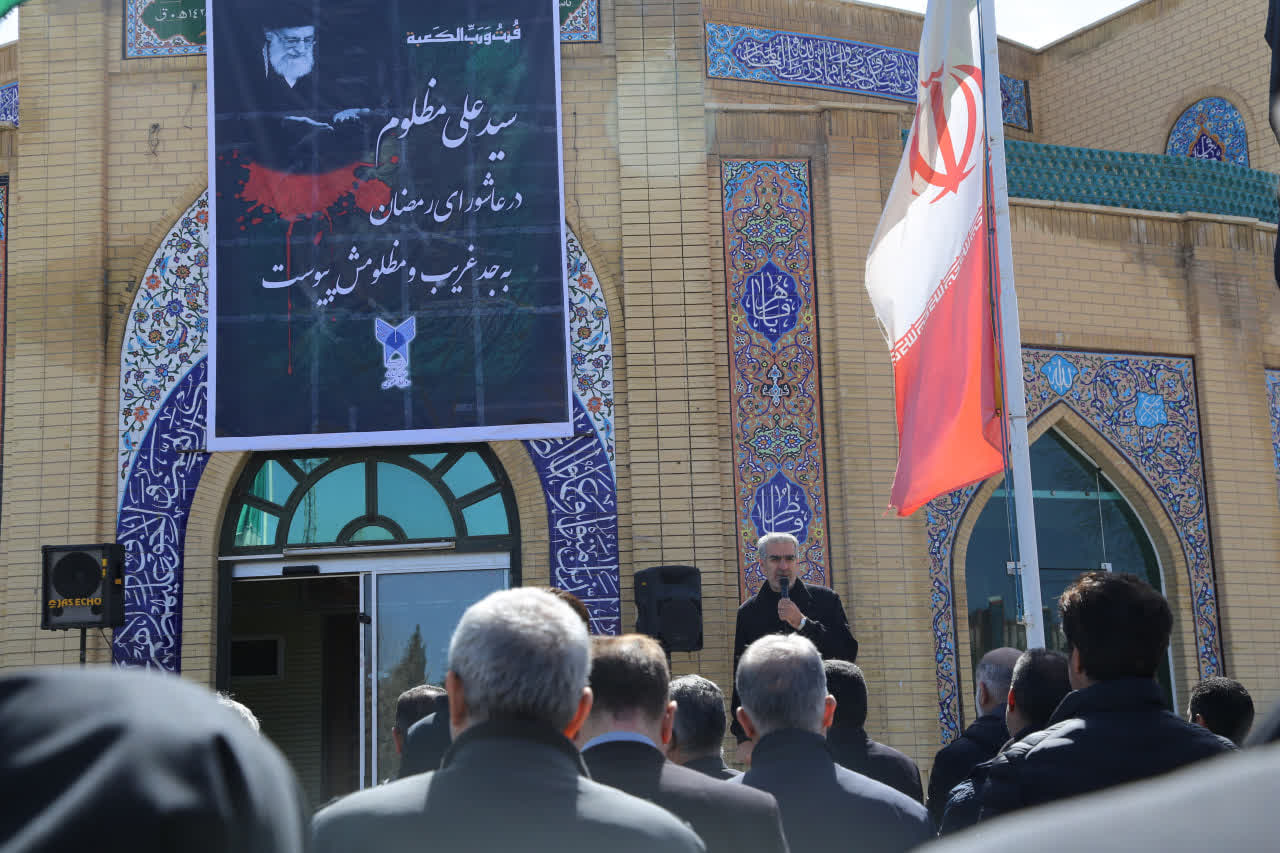 همبستگی ملی در گردهمایی «دانشگاه سربلند»/ نمایش قدرت و همبستگی در اجتماع دانشگاهیان آزاد سراسر کشور