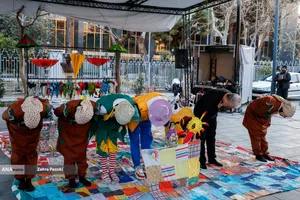 اولین روز اجراهای خیابانی جشنواره تئاتر فجر
