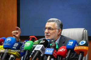 نشست خبری محمدرضا ظفرقندی، وزیر بهداشت، درمان و آموزش پزشکی