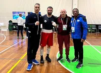 مسابقات جهانی بوکس| پیروزی قشلاقی در مبارزه‌ای نفس‌گیر