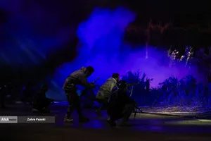 اکران تلفیقی فیلم سینمایی &laquo;مجنون&raquo; تحت عنوان &laquo;سینمایش&raquo;