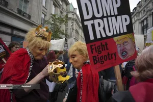 تجمع میلیونی آمریکایی ضد ترامپ با شعار &laquo;پادشاهی ممنوع&raquo;