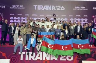 قهرمانِ ایرانی سنگین‌وزن جهان در آستانه پیوستن به آذربایجان؛ سنگِ بنای تیم ملی آذربایجان روی داشته‌های کشتی فرنگی ایران!