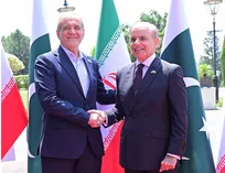 پزشکیان وارد اسلام‌آباد شد