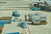 مزایای همکاری با فورواردر‌ها در خدمات بار هوایی 