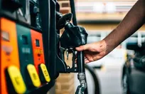 بررسی فوری مجوز واردات بنزین سوپر در نشست هیات مقررات‌زدایی