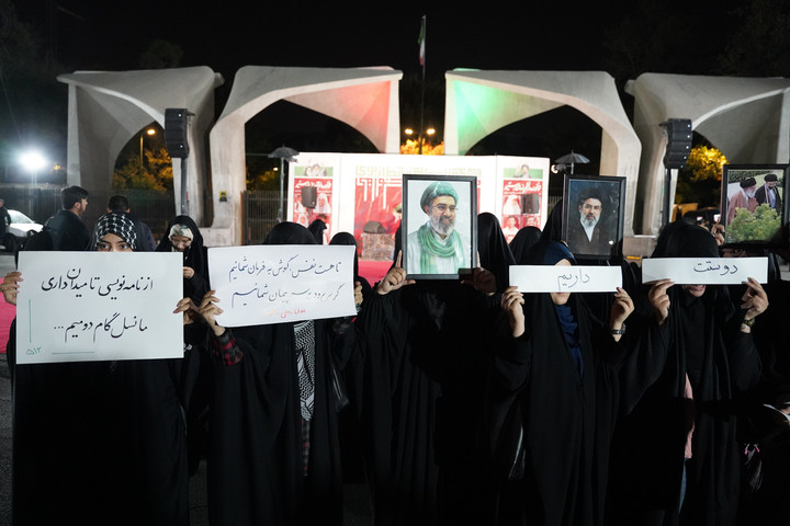 تجدید میثاق دانشجویان با رهبر معظم انقلاب