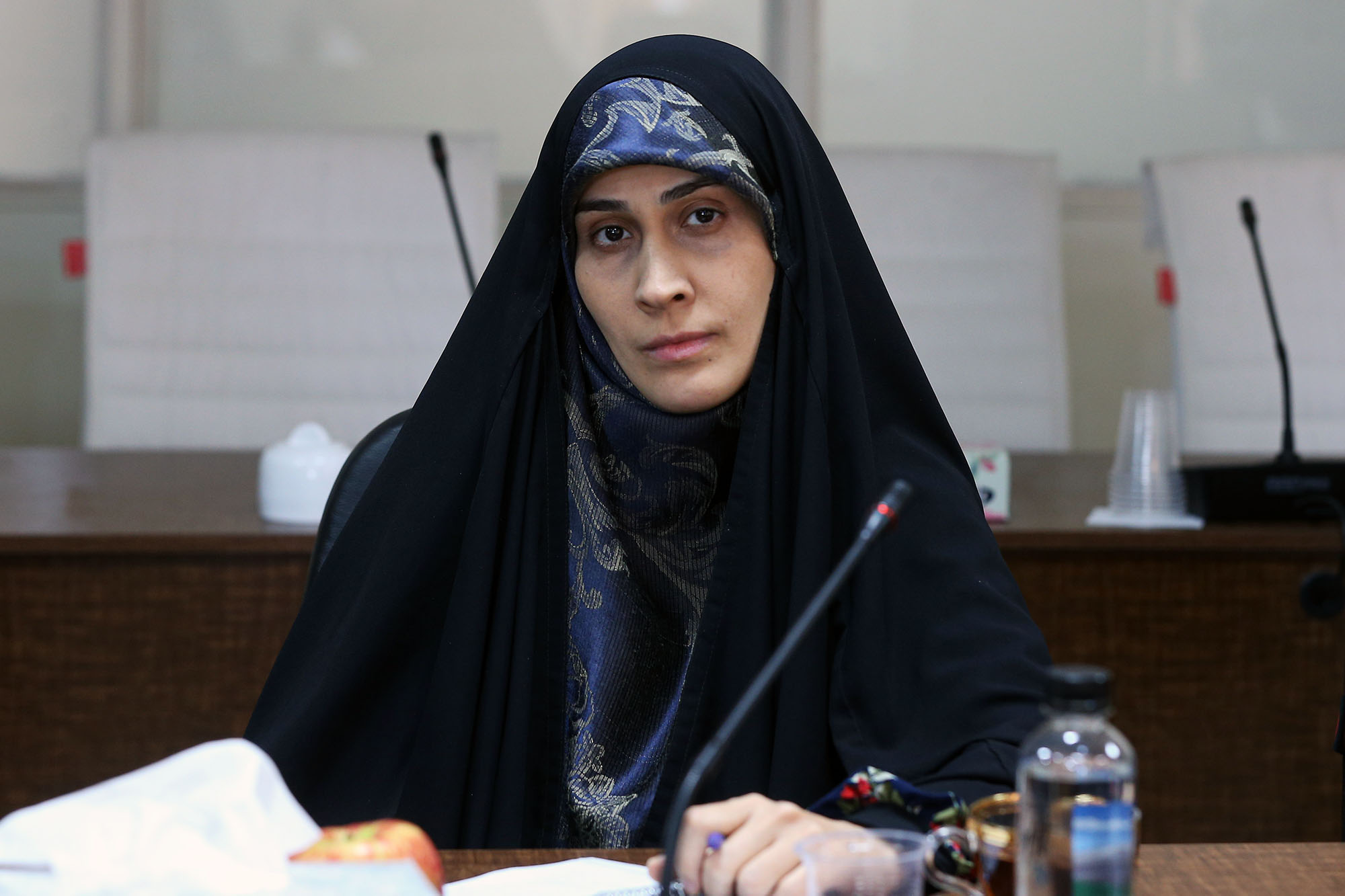 بازخوانی دلیری‌ها و نقش‌آفرینی زنان در جنگ تحمیلی سوم؛ از میدان رزم و خیابان تا جنگ روایت‌ها