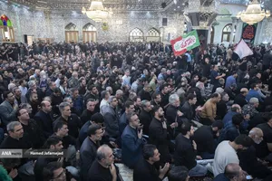 تشییع و تدفین پیکر مطهر دانشمند هسته&zwnj;ای شهید محمدمهدی طهرانچی رییس دانشگاه آزاد اسلامی و همسر گرانقدرش شهیده مژگان قراویری در حرم حضرت عبدالعظیم حسنی(ع)