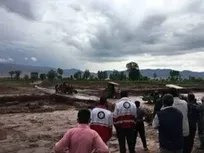 امدادرسانی به ۱۵۰ نفر از مسافران و گردشگران گرفتار در سیل در جاجرم