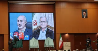 پزشکیان: دعوا کردن راه به جایی نمی‌برد/ هر کس ادعای درست‌کاری دارد، این گوی و این میدان