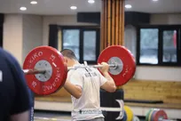 احتمال لغو اعزام وزنه‌برداران جوان به مسابقات مصر/ ربیعی: پیگیر صدور ویزا هستیم