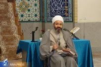 تلاش دشمن برای ایجاد فاصله بین دین و مردم