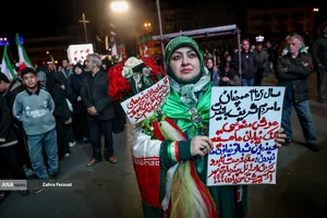 اجتماع مردمی در حمایت از رزمندگان اسلام