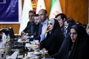 نشست صمیمانه بابک نگاهداری رئیس مرکز پژوهش&zwnj;های مجلس با اصحاب رسانه