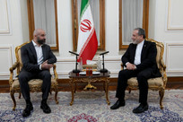 عراقچی: دوستان کُرد و کشورهای منطقه در برابر ترفند&zwnj;های پرچم دروغین هوشیار باشند