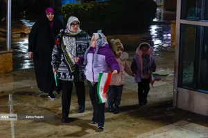 نورافشانی شب ۲۲ بهمن در تهران