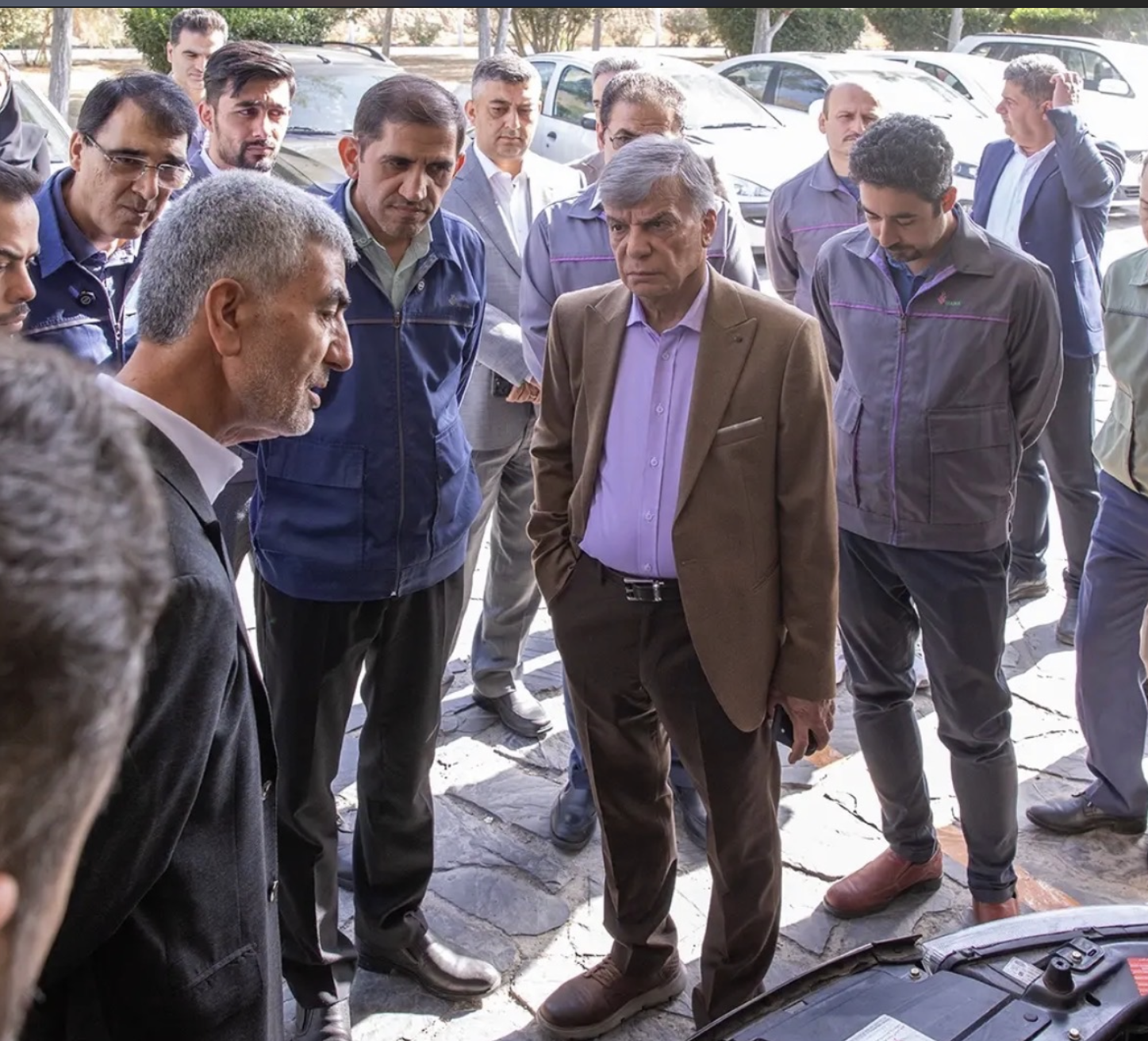 راز تصویر عباس ایروانی در کارخانه فاش شد/ قوه قضائیه: تحت‌الحفظ اعزام شد