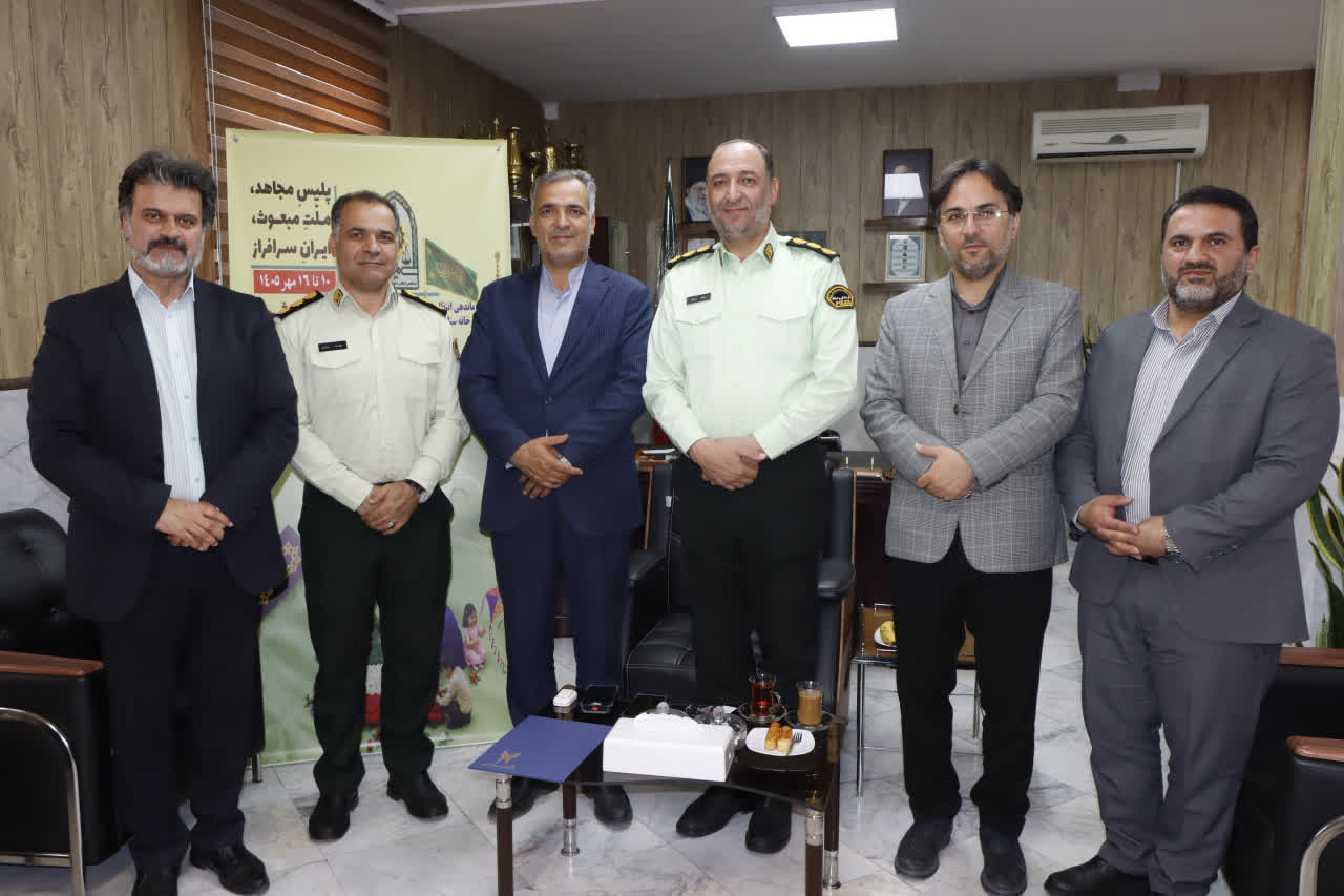 تقدیر رئیس دانشگاه آزاد اسلامی خراسان‌رضوی از فرمانده انتظامی مشهد