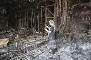 بازدید خبرنگاران خارجی از آثار به&zwnj;جامانده از حمله موشکی رژیم صهیونیستی به ساختمان شیشه ای صدا و سیما که در تاریخ ۲۴ تیرماه صورت گرفت