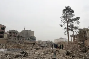 حمله هوایی جنگنده&zwnj;های اسرائیلی_آمریکایی به خیابان پیروزی تهران