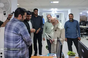 بازدید مهدی چمران رئیس شورای شهر تهران از خبرگزاری آنا
