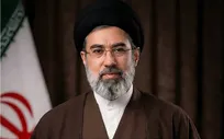 اعلام بیعت ۷۰۰ نفر از نخبگان و مدال آوران ورزش کشور با سومین رهبر انقلاب اسلامی