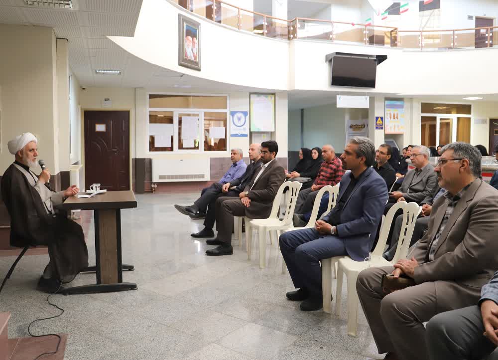 محبت به اهلبیت (ع) باید در رفتار و سبک زندگی نمود پیدا کند محبت به اهلبیت (ع) باید در رفتار و سبک زندگی نمود پیدا کند