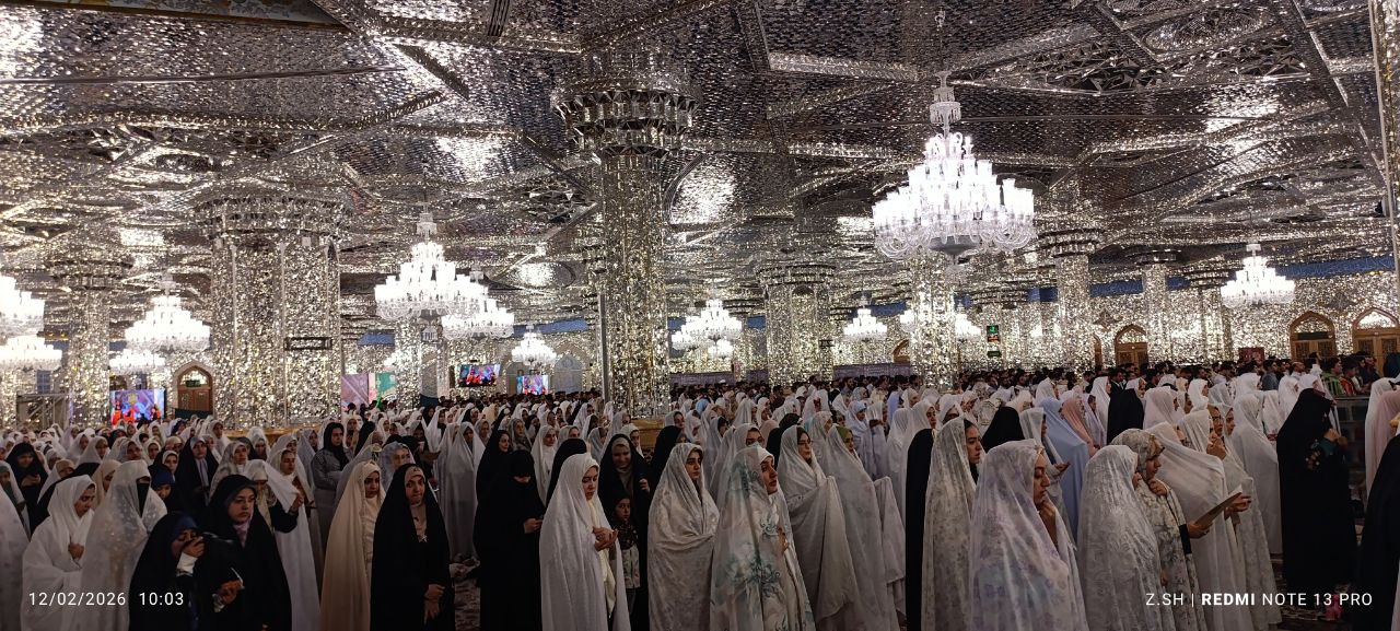 در باغ عشق، جوانان شکوفا شوند؛ پیمان‌نامه پیوند در محضر امام هشتم(ع) + فیلم و عکس