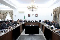 عارف: اختیارات لازم در زمینه ساخت مسکن به استانداران تفویض شود