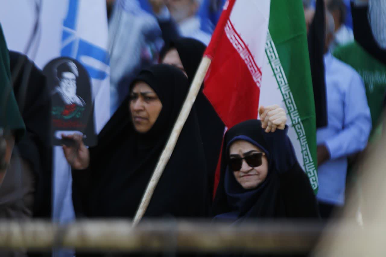 رزمایش بزرگ «جان‌فدای ایران» با حضور دهنشگاهیان دانشگاه آزاد مرکزی
