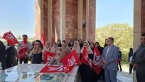 تجدیدمیثاق دانشگاهیان با آرمان&zwnj;های شهدا؛ از اجرای سرودِ &laquo;یاوران ولایت&raquo; تا ادای احترام به مقام شهدای امنیت