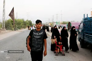 پیاده روی زائرین اربعین حسینی از طریق العلما