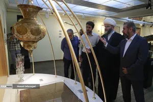 مراسم افتتاح نمایشگاه &laquo; آیینه&zwnj;های نعت&raquo; آیین گرامیداشت ۱۵۰۰مین سالگرد میلاد پیامبر اکرم(ص) با حضور حجت&zwnj;الاسلام والمسلمین محمد قمی رییس سازمان تبلیغات اسلامی