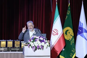 سخنرانی بیژن رنجبر، رئیس دانشگاه آزاد اسلامی در مراسم اختتامیه سی و نهمین دوره جشنواره قرآن و عترت دانشجویان - اصفهان