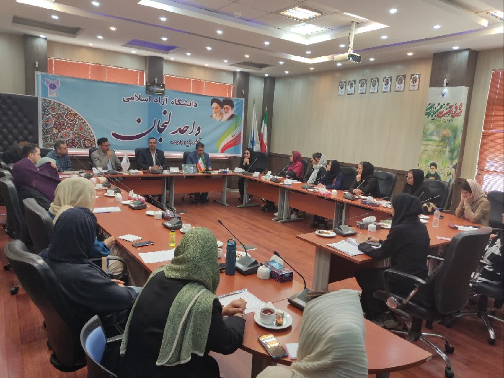 پشتیبانی دانشگاه آزاد لنجان از ایدهها و طرحهای با قابلیت توسعه و اثرگذاری پشتیبانی دانشگاه آزاد لنجان از ایدهها و طرحهای با قابلیت توسعه و اثرگذاری