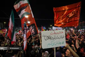 شامگاه نخستین روز وداع با رهبر شهید انقلاب
