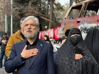 حضور وزیر علوم در مراسم تشییع پیکر جمعی از فرماندهان و مسئولان شهید «جنگ رمضان»