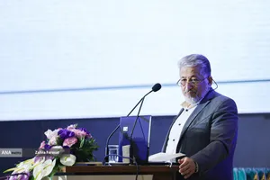 سخنرانی بیژن رنجبر، رئیس دانشگاه آزاد اسلامی در مراسم اختتامیه سی و نهمین دوره جشنواره قرآن و عترت دانشجویان - اصفهان