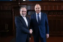 امضای برنامه رایزنی‌های وزرات خارجه‌های ایران و روسیه توسط عراقچی و لاوروف