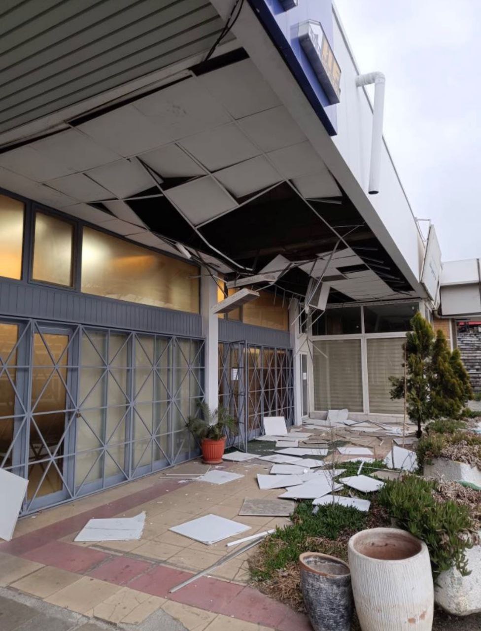 تخریب ساختمان فدراسیون هاکی در حملات دشمنان آمریکایی ـ صهیونی+تصاویر