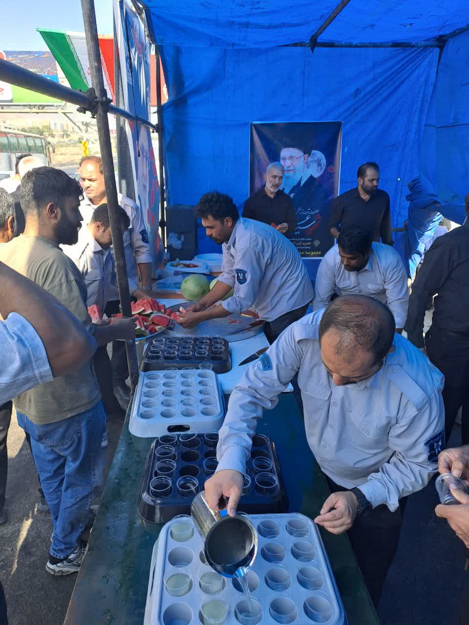 تکاپوی خدمت در مسیر بازگشت؛ دانشگاه علوم و فناوری پردیس، پناهگاهی برای استراحت و تجدید قوای زائران تکاپوی خدمت در مسیر بازگشت؛ دانشگاه علوم و فناوری پردیس، پناهگاهی برای استراحت و تجدید قوای زائران