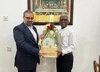 رایزن فرهنگی ایران در مالزی با سر اسقف کلیسای متدیست دیدار کرد