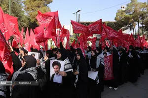 عزاداری هیئت&zwnj;های دانشجویی به مناسبت اربعین حسینی در جوار محل شهادت رهبر شهید انقلاب