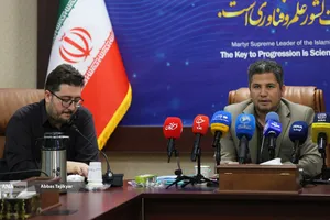 نشست خبری وحید ضرغامی دبیر ستاد توسعه اقتصاد دانش&zwnj;بنیان مواد و ساخت پیشرفته