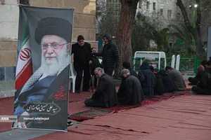 حال و هوای شهر در فراق رهبر شهید انقلاب حضرت آیت الله امام شهید سید علی خامنه ای