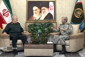 دیدار فرمانده کل سپاه با فرمانده کل ارتش