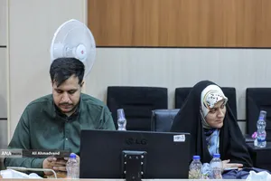 نشست خبری مهدی پیرصالحی رئیس سازمان غذا و دارو