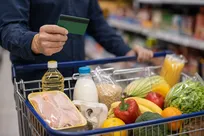 کالابرگ خانوارهای دارای کد ملی ۳ تا ۶ فردا شارژ می‌شود/ اعتبار یک میلیون تومانی به ازای هر نفر