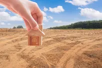 زمین در تحریم ساخت و ساز